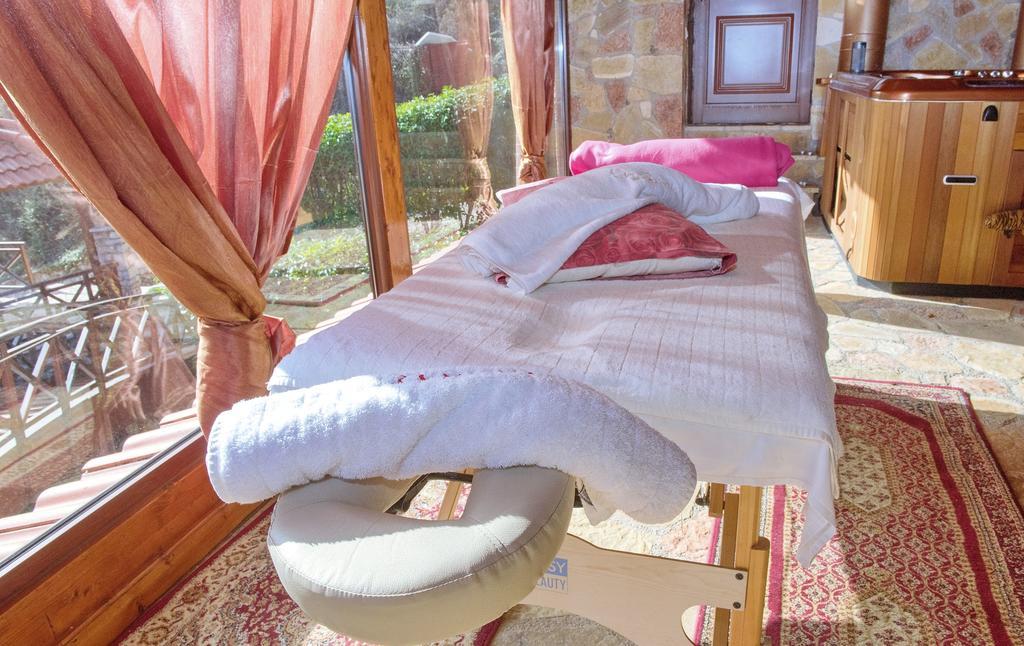 Oneiro Resort Kato Zachlorou Luaran gambar
